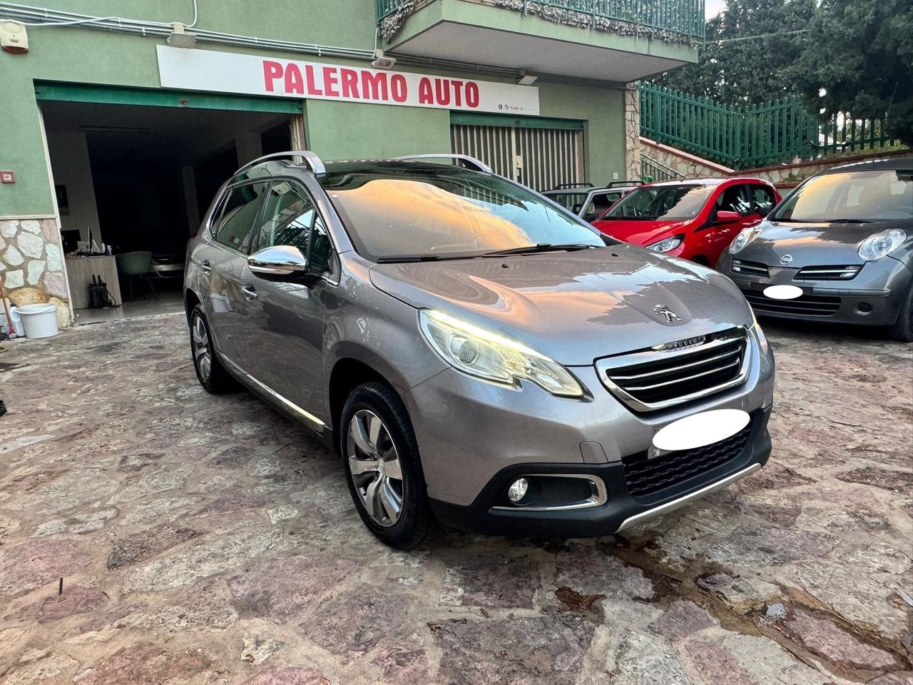 Peugeot 2008 1.6 e-HDi 115 CV Stop&Start Féline