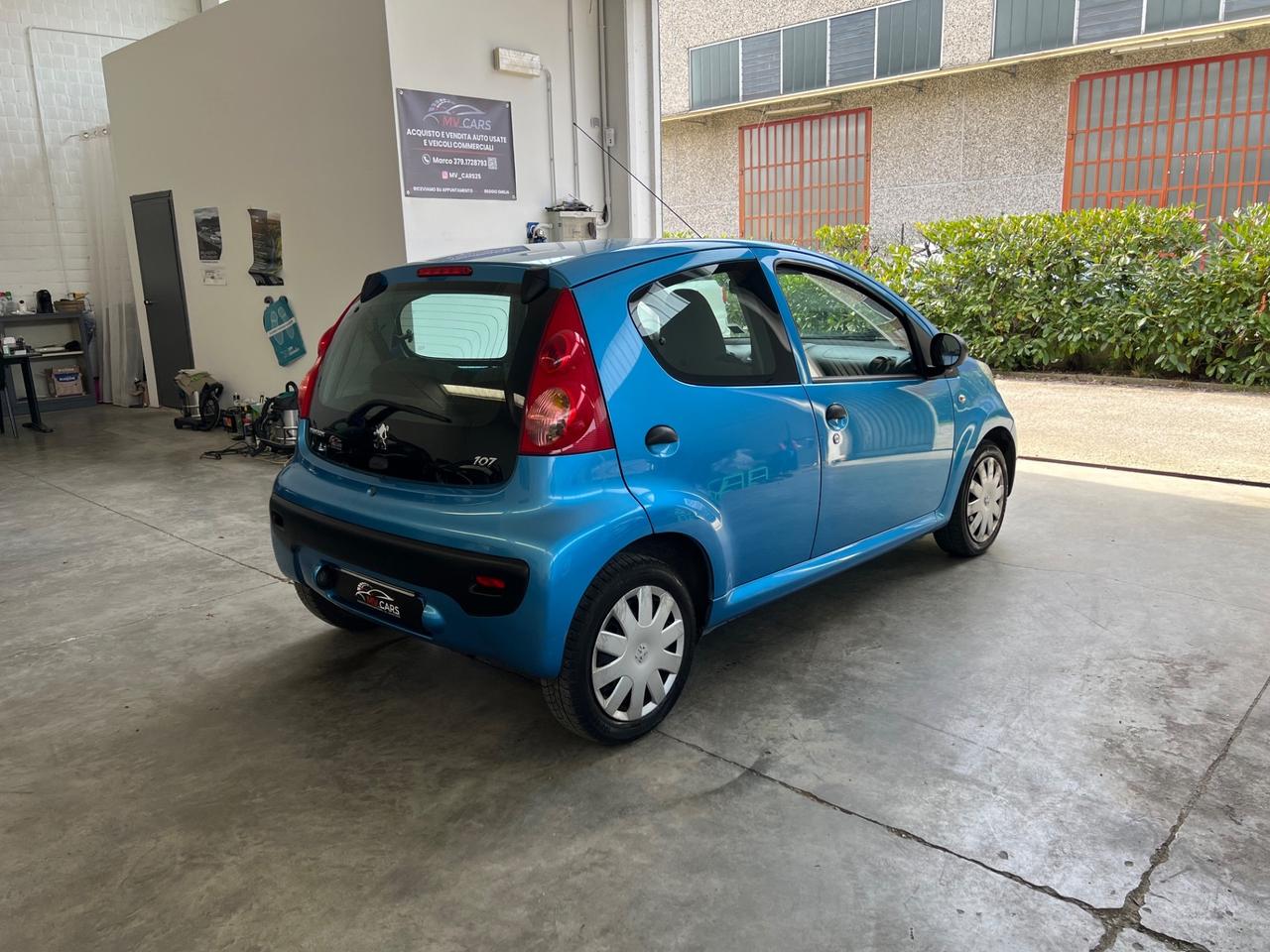 Peugeot 107 1.0 68CV 5p. Desir