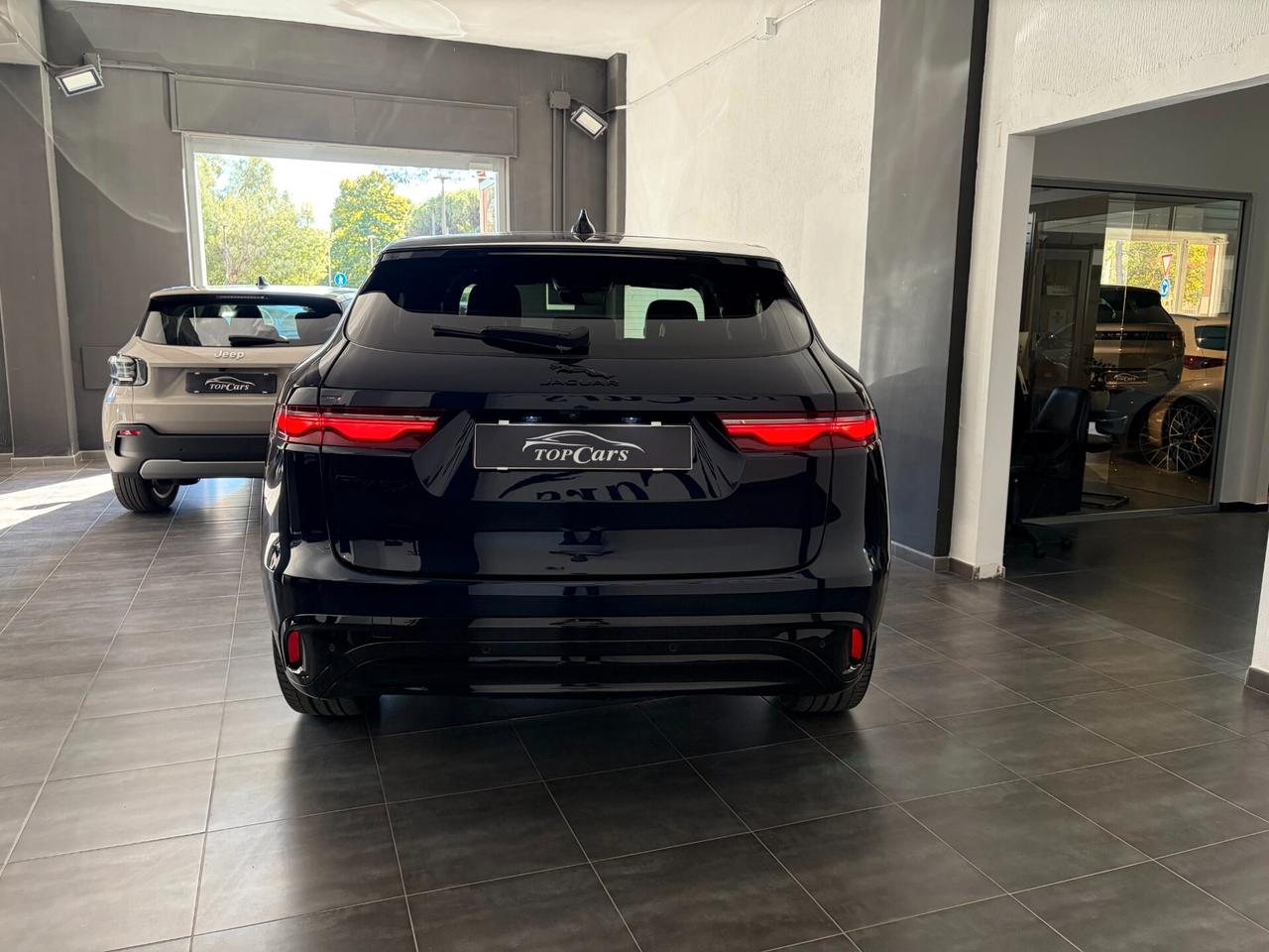 Jaguar F-Pace 2.0 D 204 CV AWD aut. R-Dynamic SE