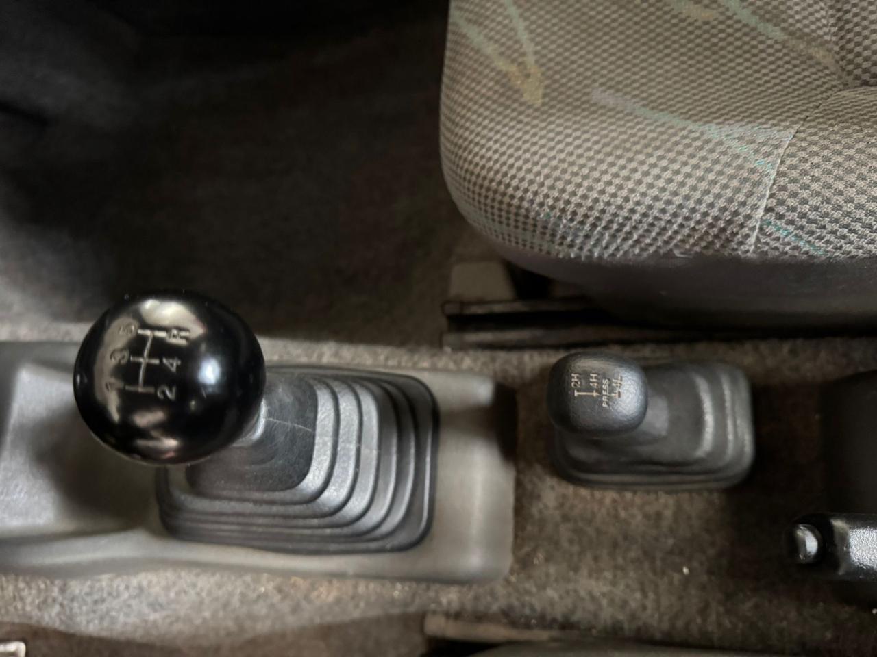 Volkswagen Touran 2.0 TDI DPF Highline 7 POSTI