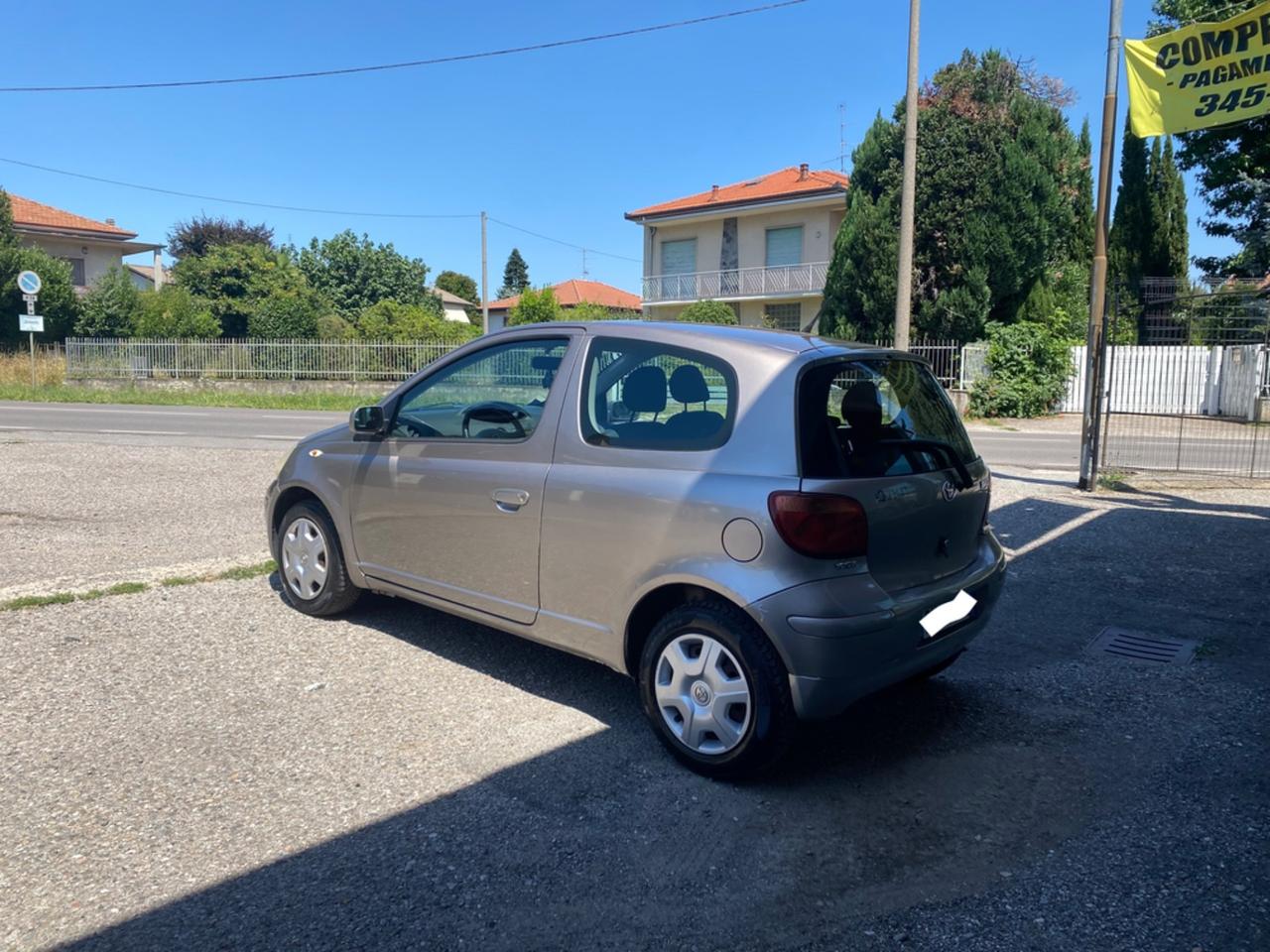Toyota Yaris 1.0i 16V cat 3 porte Sol Blue
