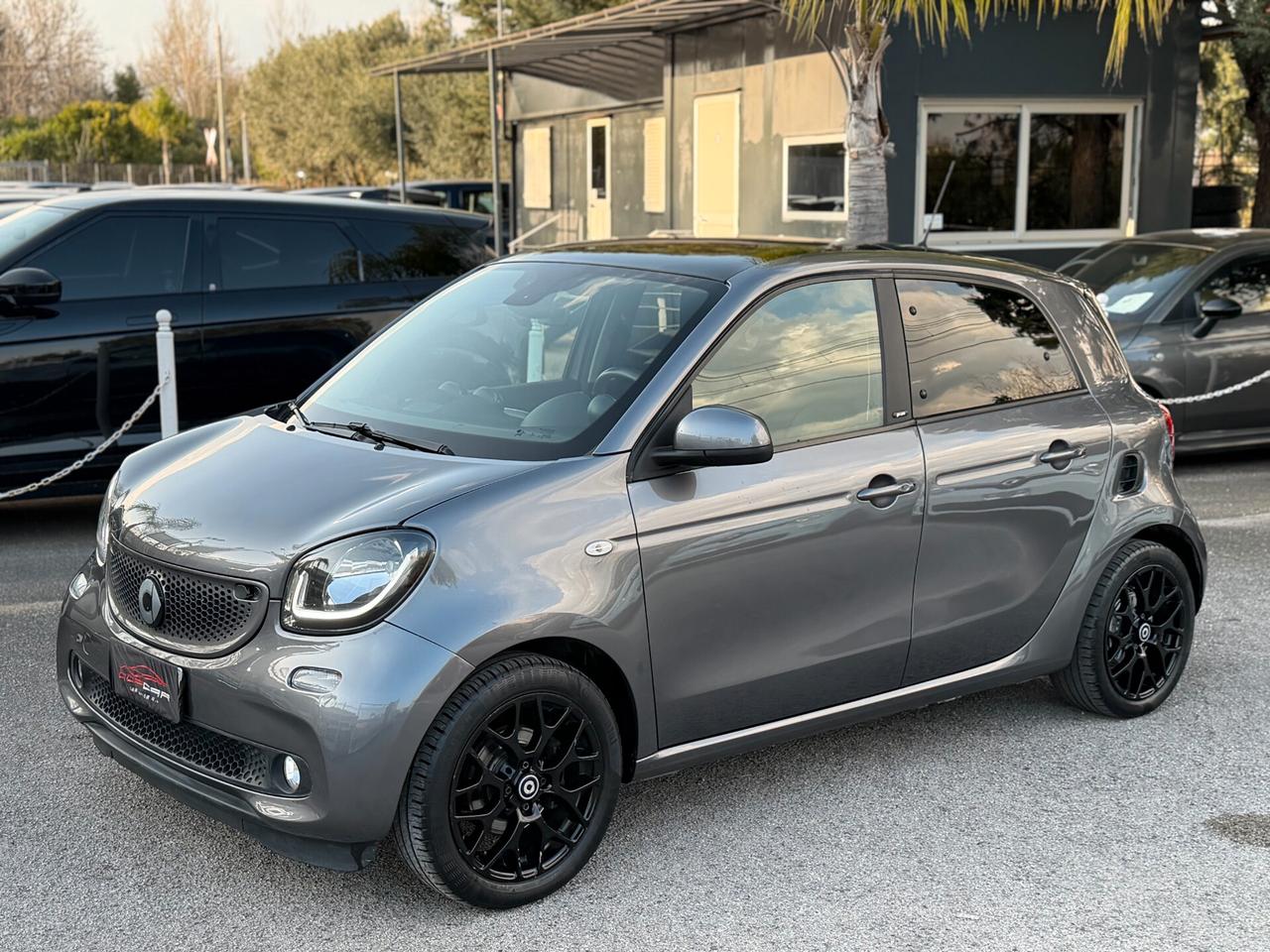 Smart ForFour 90 0.9 Turbo twinamic Prime LED TETTO