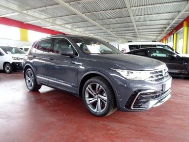 VOLKSWAGEN Tiguan 2.0 TDI 150 CV SCR DSG R-Line
