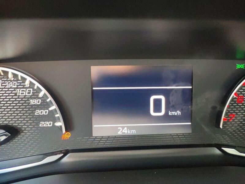 Peugeot 208 II 2023 1.2 puretech Style s&s 75cv