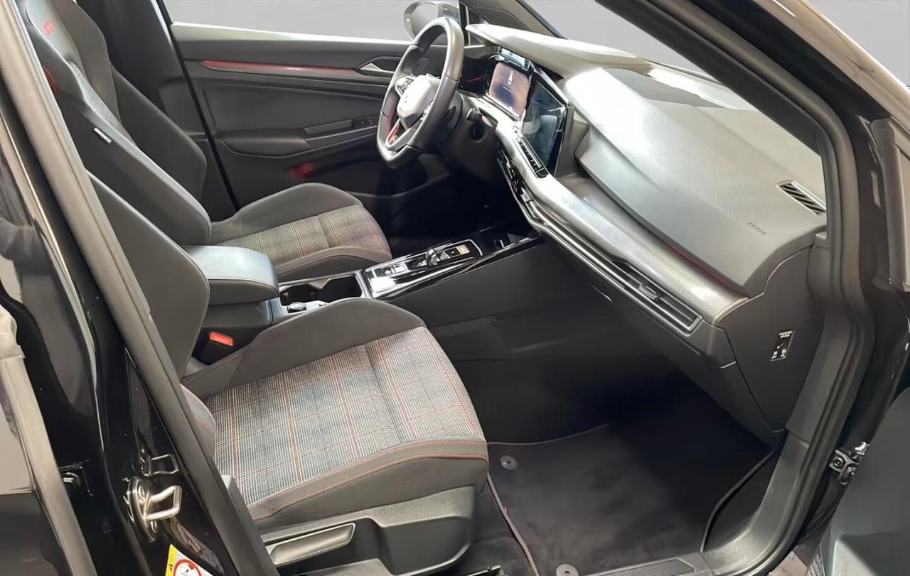 Volkswagen Golf GTI 2.0 TSI DSG