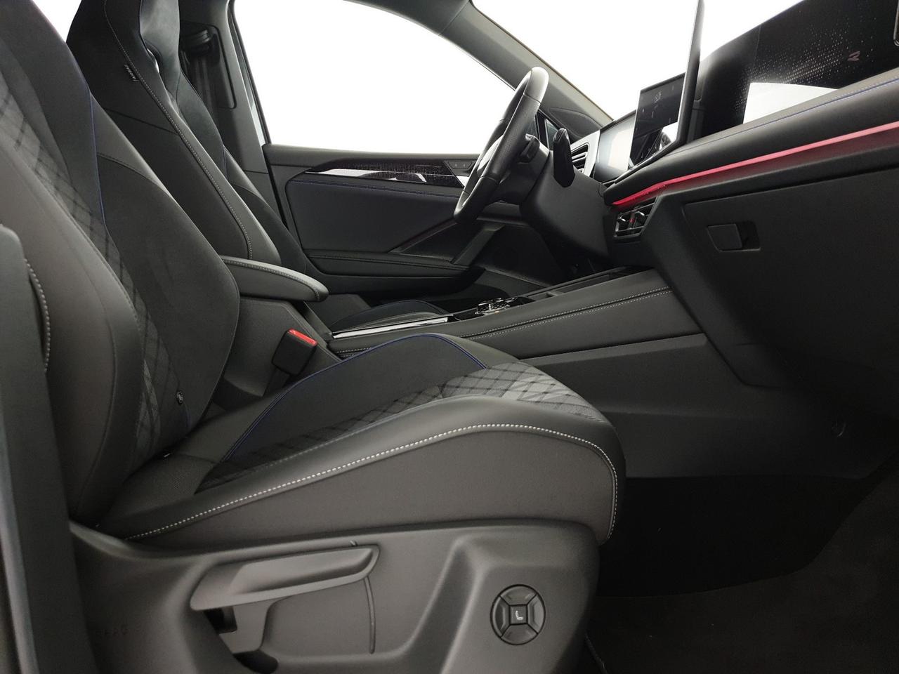 Volkswagen Tiguan 2.0 tdi r-line 150cv dsg
