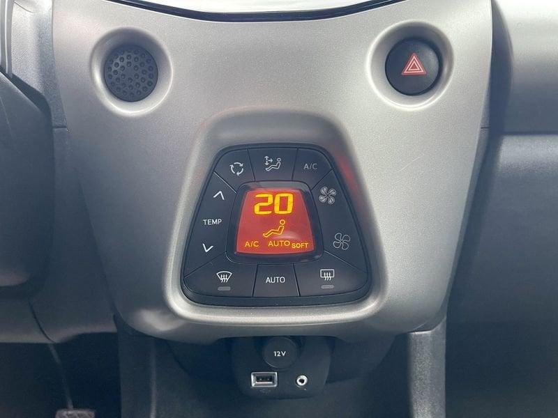 Toyota Aygo 5p 1.0 x-play my15