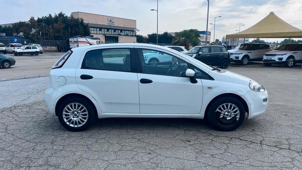 Fiat Punto 1.4 8V 5 porte Easypower Street