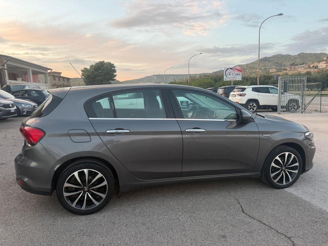 Fiat Tipo 1.6 Mjt S&S 5 porte Lounge