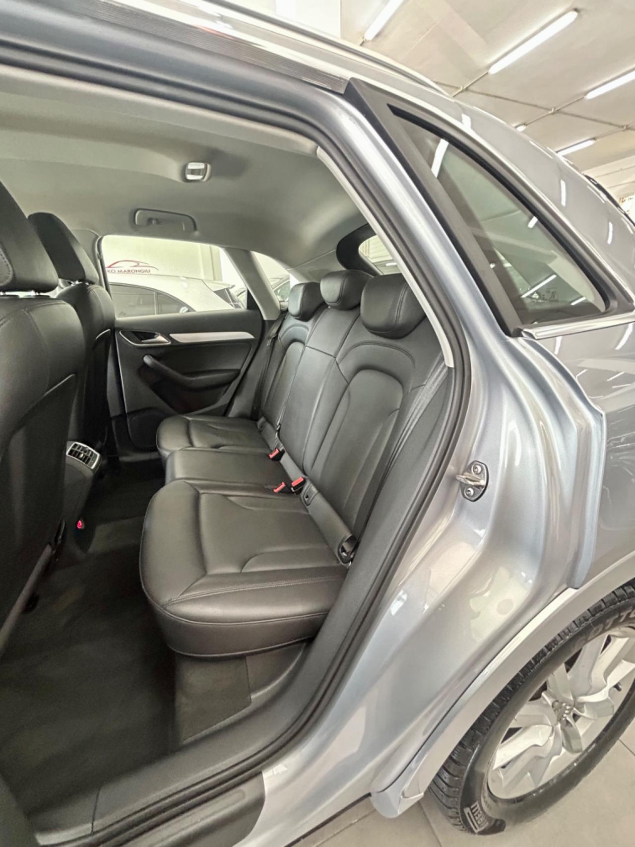 Audi Q3 2.0 TDI 120 CV Sport FINANZIABILE