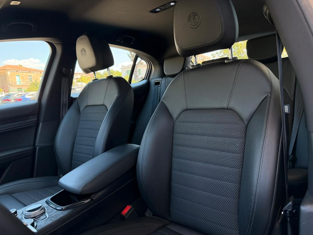 Alfa Romeo Stelvio 2.2 Turbodiesel 160 CV AT8 RWD Sprint