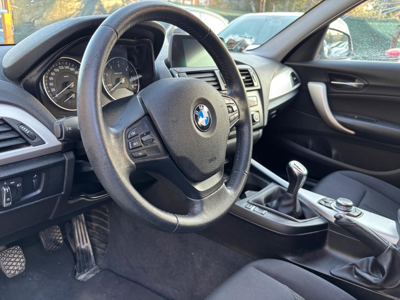 Bmw 118 118d serie1 Urban 5p.