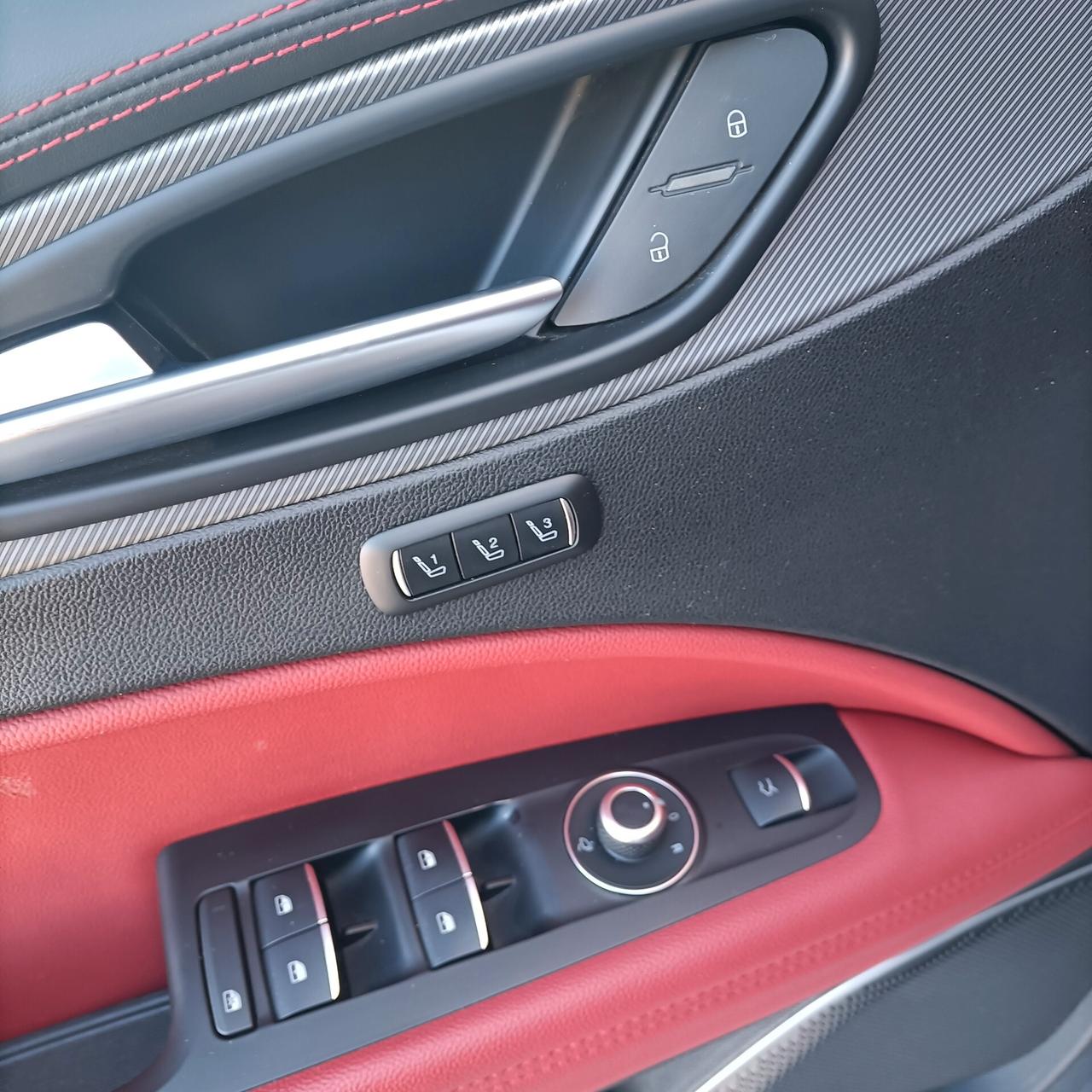 Alfa Romeo Stelvio 2.2 Turbodiesel 210 CV AT8 Q4 Veloce