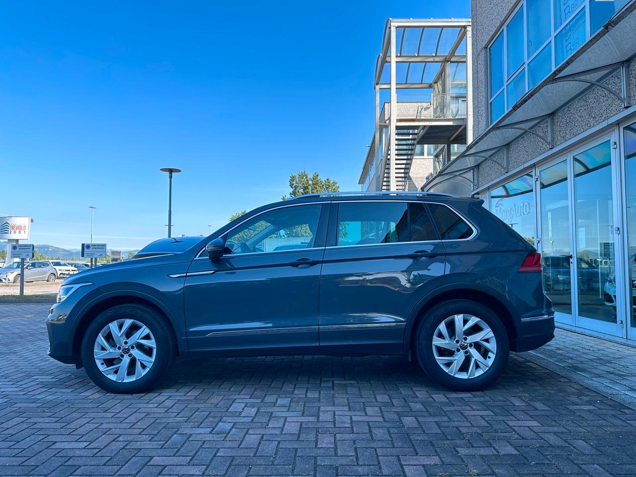 VW Tiguan 2.0TDI 150CV 4MOTION DSG NAVI! FULL LED!