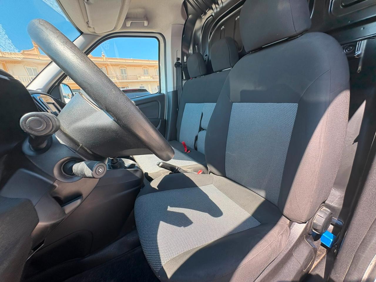 Fiat DOBLO' 3 POSTI CARGO LAMIERATO