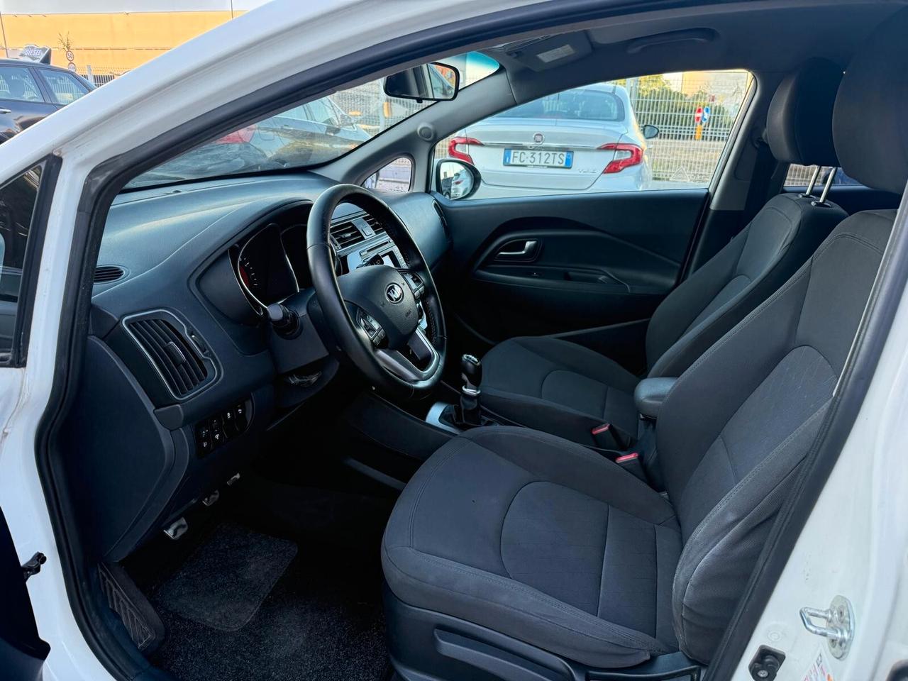 Kia Rio 1.4 CRDi 5p. Cool