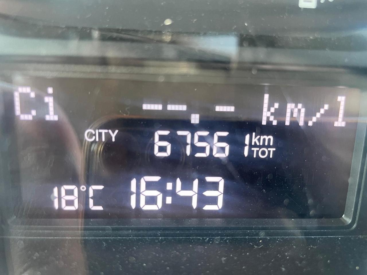 Lancia Ypsilon 1.0 Hybrid Silver – 2021 | 67.561 km | Neopatentati