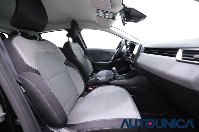 RENAULT Clio SCE 65 CV 5 PORTE EVOLUTION FARI LED NEOPATENTATI