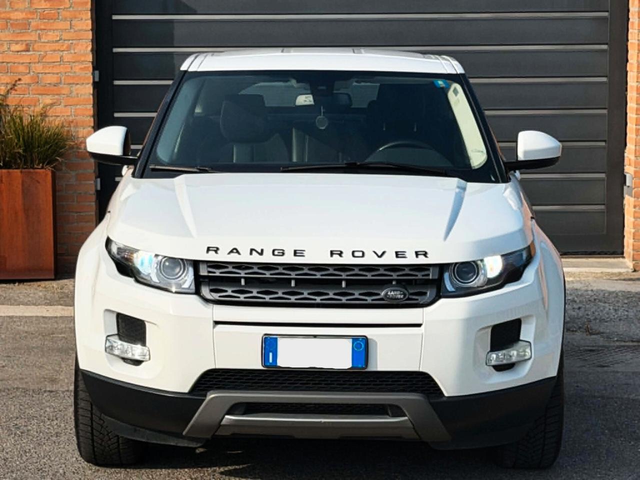 RANGE ROVER EVOQUE 2.2D aut- 149.000km-FULL-2015-GARANZIA