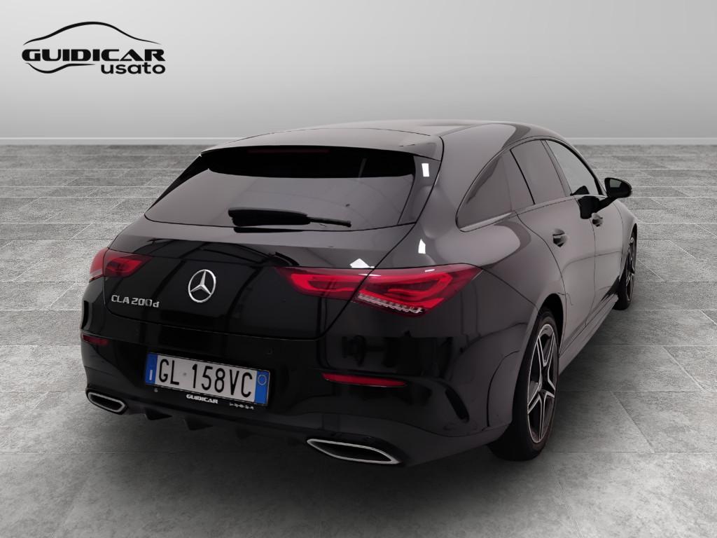 Mercedes-Benz CLA Sh.Brake - X118 - CLA Shooting Brake 200 d Premium auto