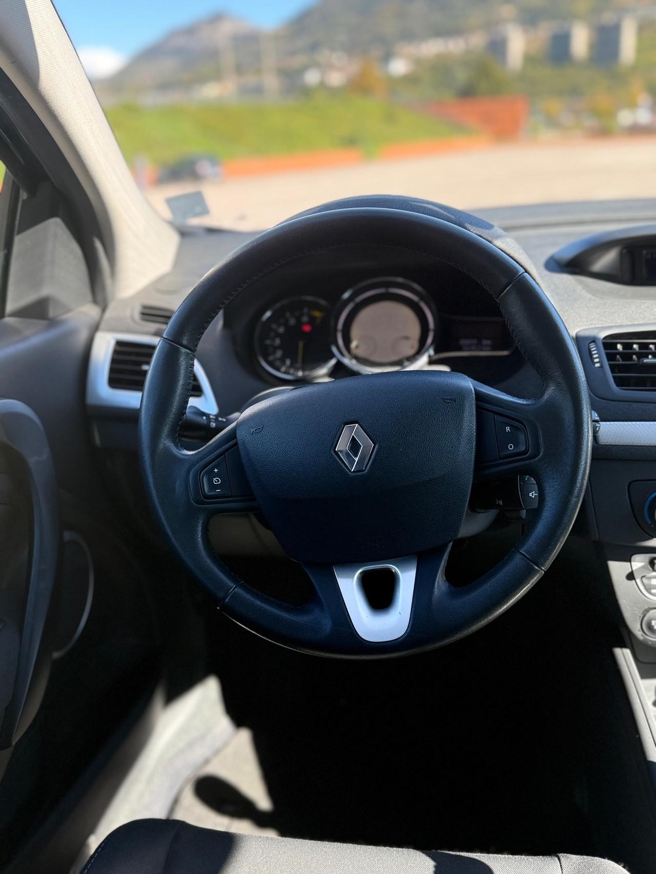 Renault Megane Mégane Coupé OK NEOPATENTATI