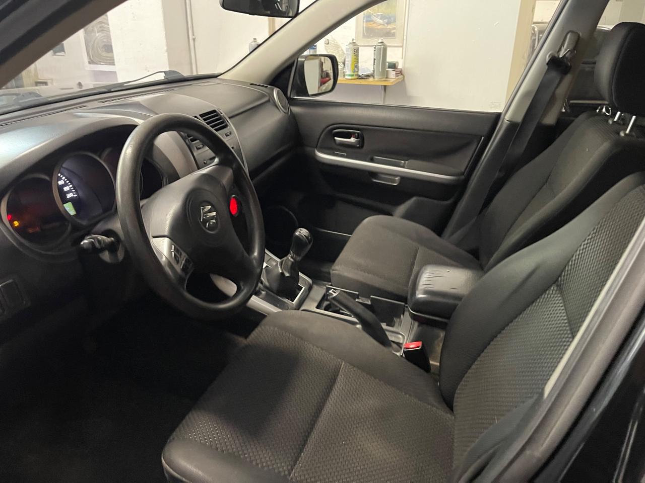 Suzuki Grand Vitara 2.0 16V 5 porte