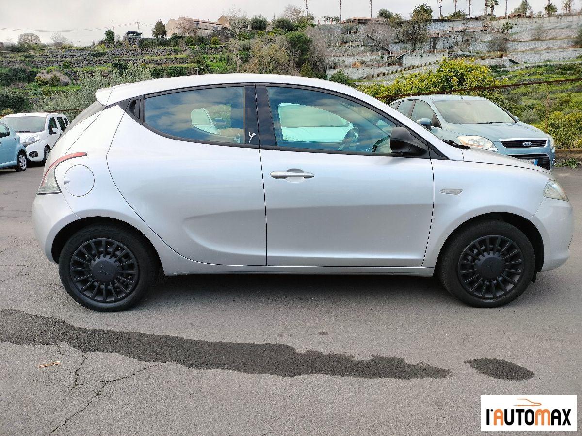 LANCIA - Ypsilon 1.2 8v Silver s&s 69cv