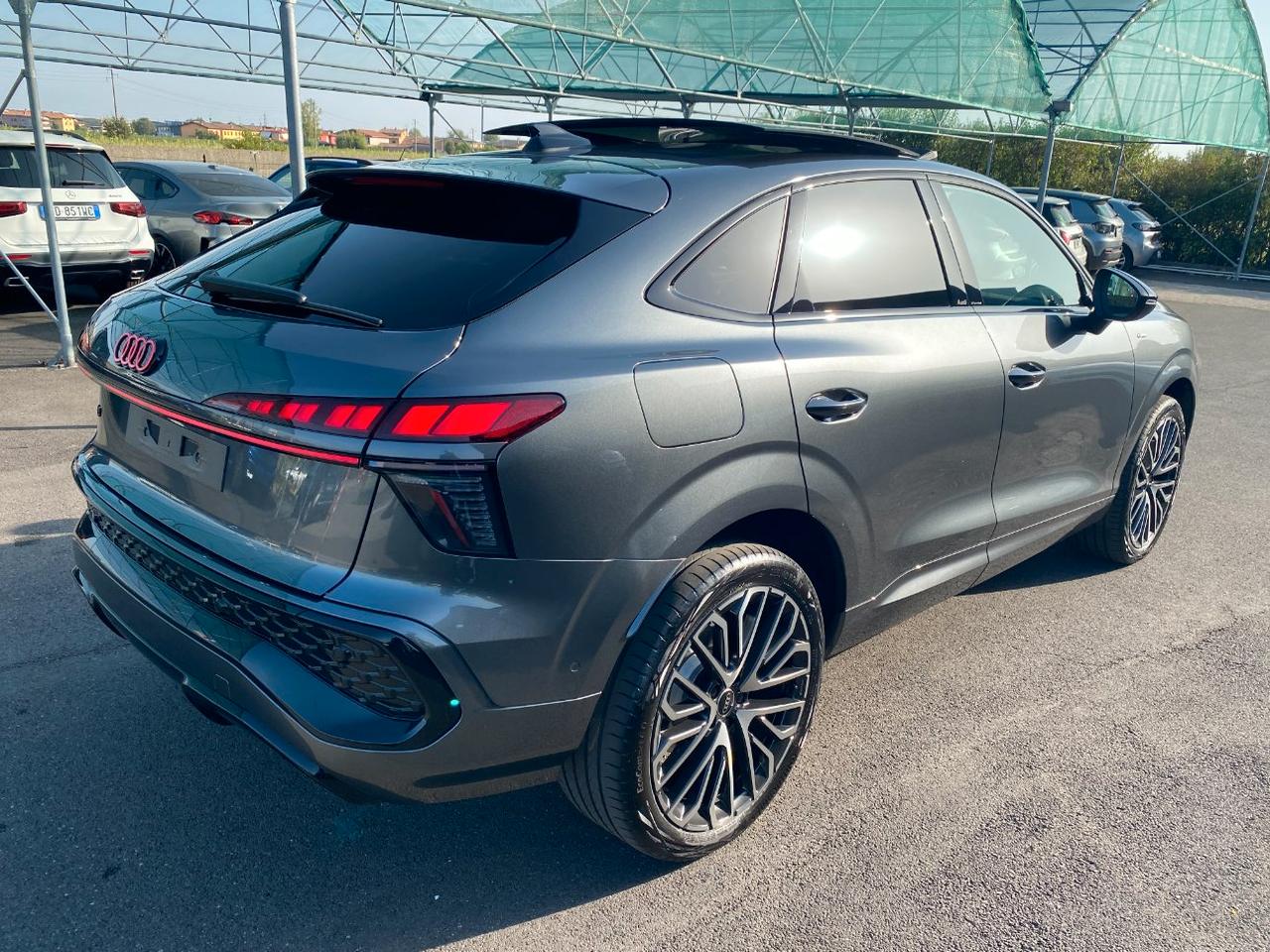 AUDI Q3 Sportback 2.0 tdi S line 150cv s-tronic, CERCHI 20, TETTO