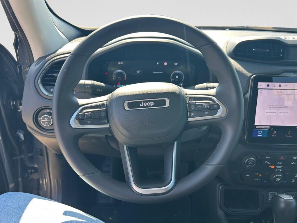 Jeep Renegade 1.5 Turbo T4 MHEV Summit