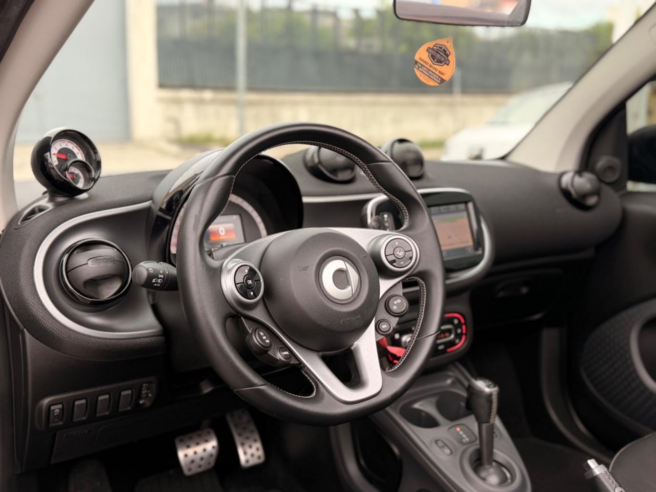 Smart ForTwo SuiteBrown CABRIO 0.9 90Cv TURBO ALLES BRABUS