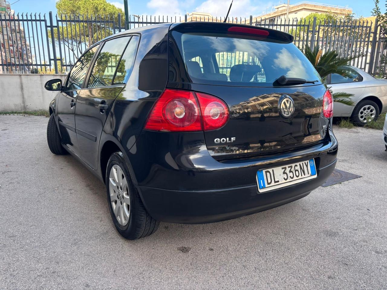 Volkswagen Golf 1.6 5p. Comfortline