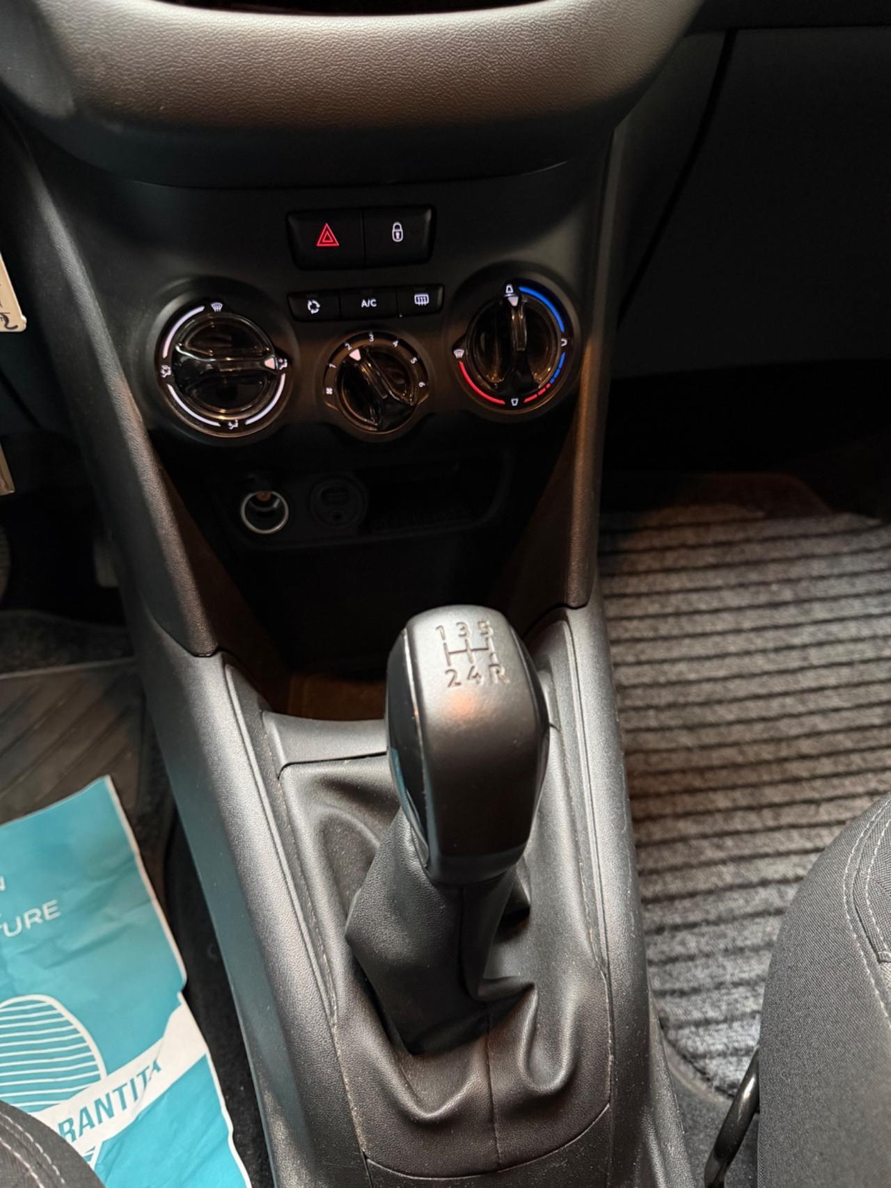 Peugeot 208 1.2 Neopatentati Euro 5