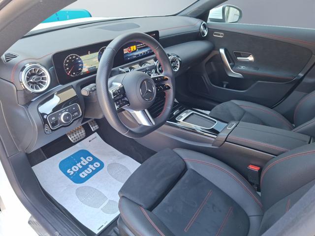 MERCEDES-BENZ CLA 200 d Automatic Shooting Brake AMG Line Premium