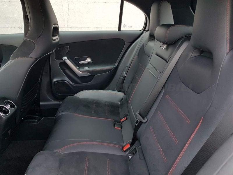 Mercedes-Benz Classe A A 180 d AMG Line Premium auto