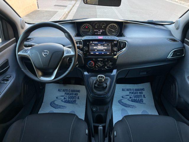 LANCIA Ypsilon 1.0 FireFly Hybrid UnYca