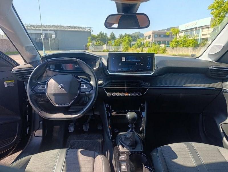 Peugeot 208 Allure Navi Pack 100 S/S