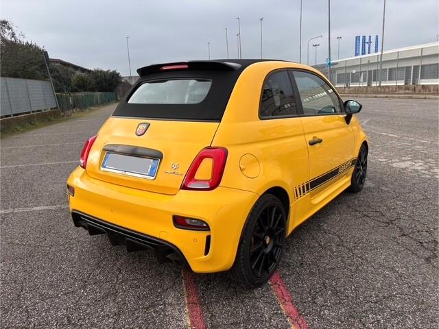 Abarth 595 C 1.4 Turbo T-Jet 180 CV Competizione