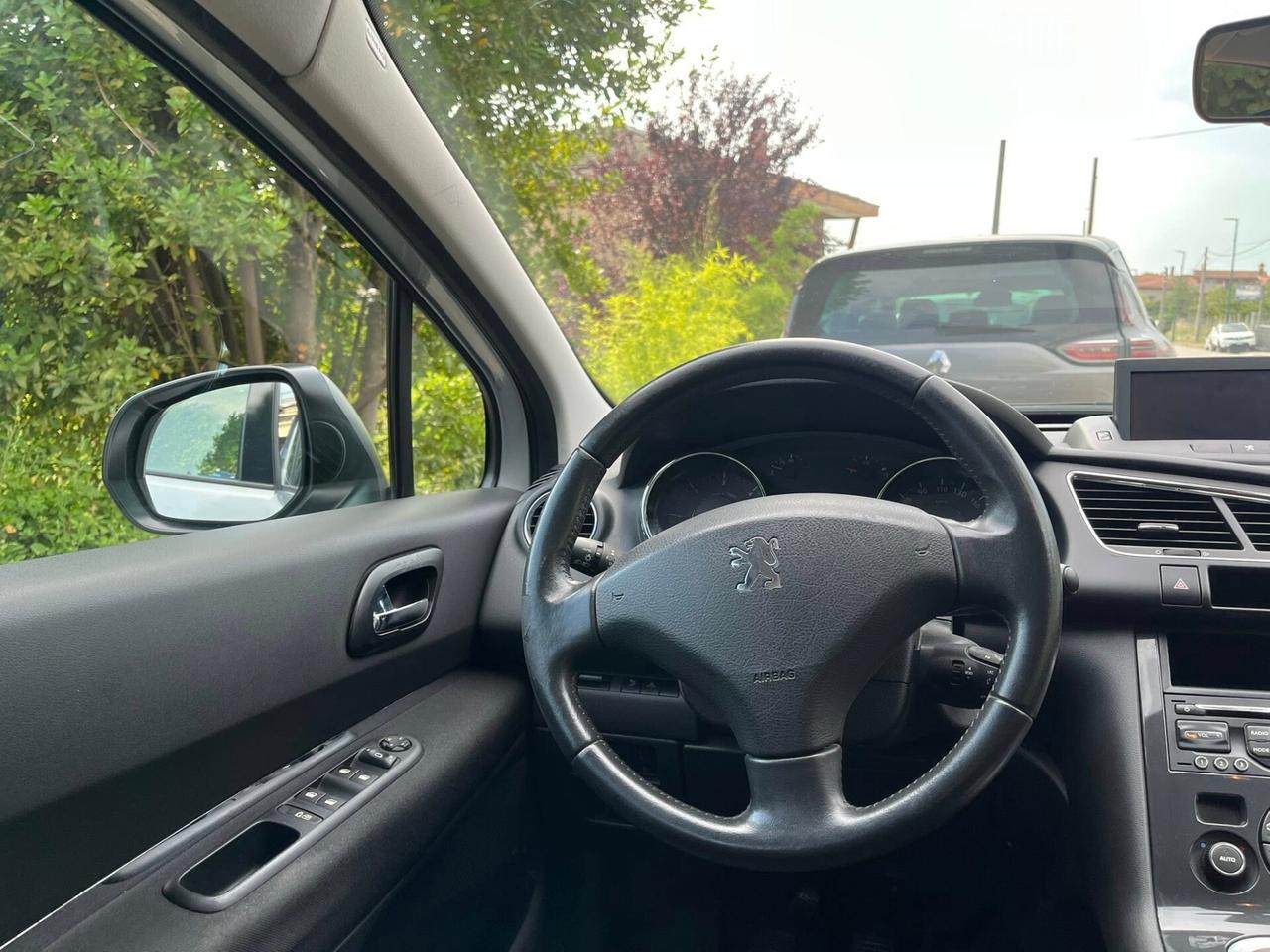 Peugeot 3008 1.6 HDi 112CV Tecno