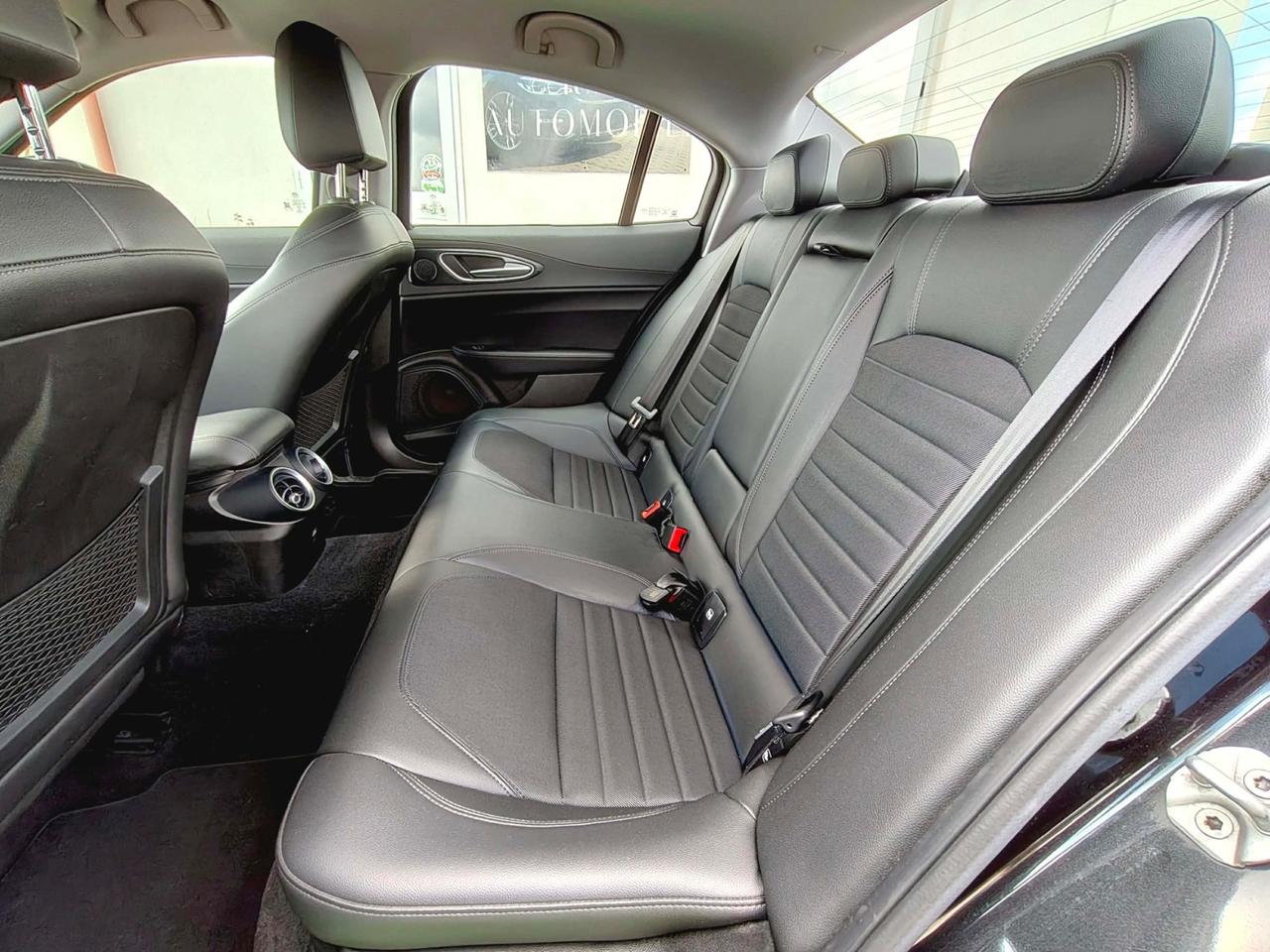 Alfa Romeo Giulia 2.2 Turbodiesel 160 CV AT8 Super - 2020