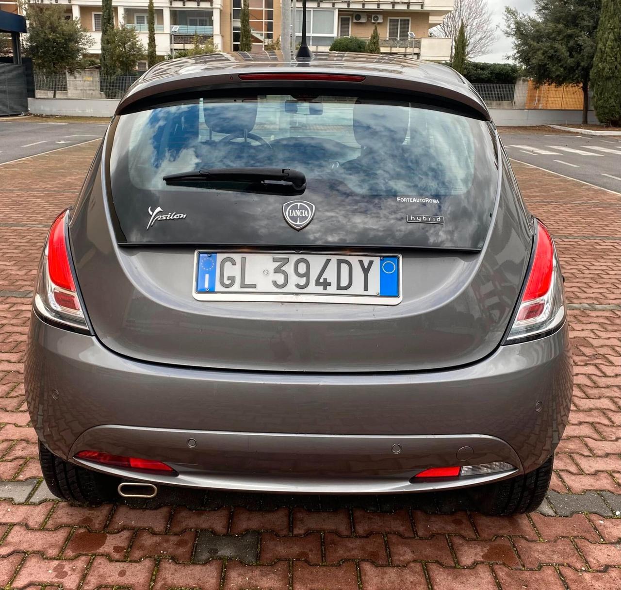 LANCIA YPSILON HYBRID GOLD ANCHE SENZA FINANZIAMENTO