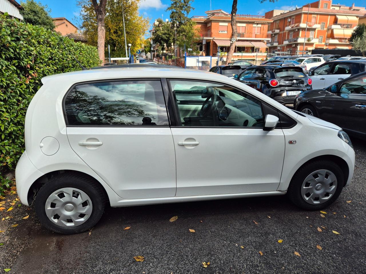 Seat Mii 1.0 5 porte Reference