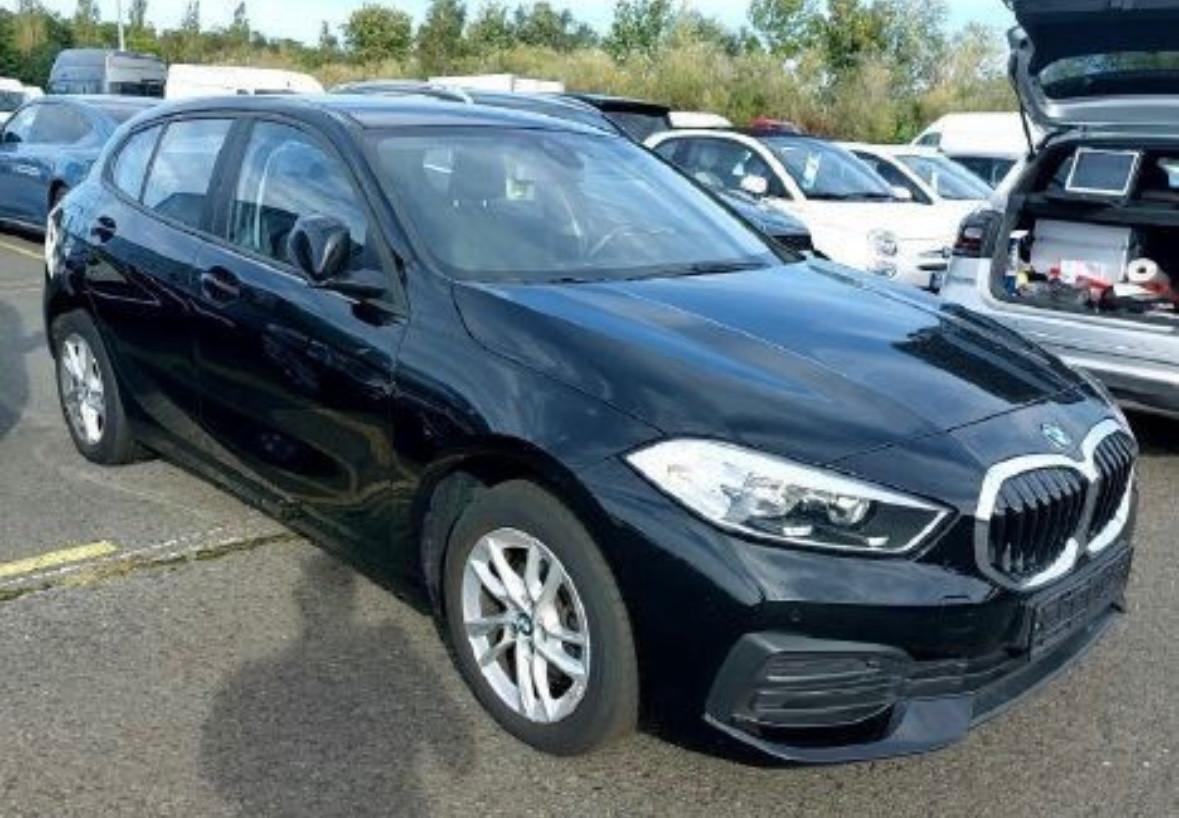 Bmw 118i 5p. Business Advantage Navi PDC