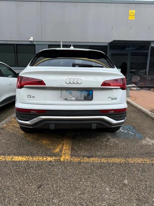 Audi Q5 Sportback 40 2.0 tdi mhev 12V S line Plus quattro s-tronic