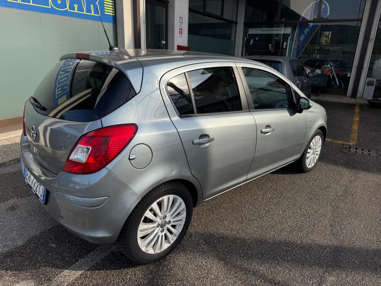 Opel Corsa 1.3 CDTI 95CV Elective 2011