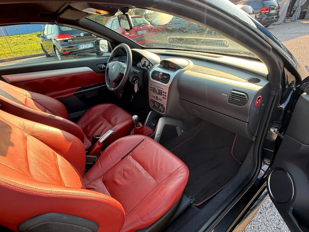 Opel Tigra TwinTop 1.4 16V Sport