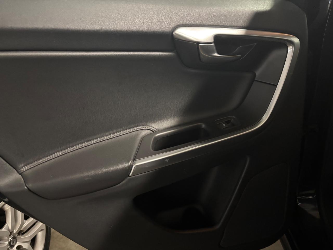 Volvo XC 60 D3 Geartronic Summum AUTOMATICA