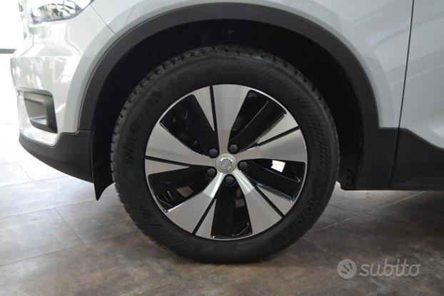 Volvo XC40 D3 MomentumPro AUTOCARRO/IVA.INCLUSA