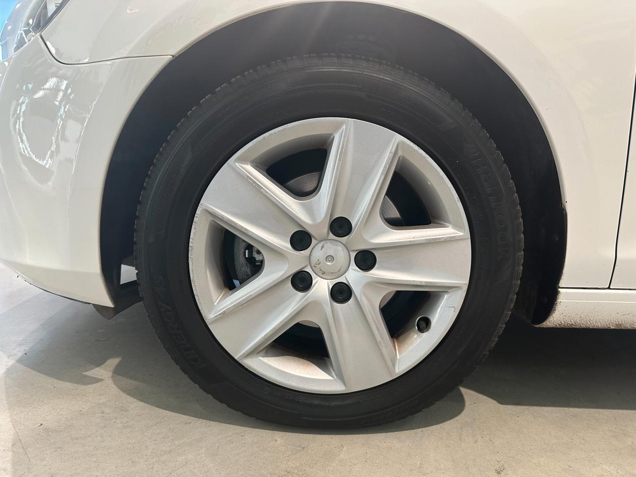 Volkswagen Golf 1.6 5p. BiFuel NEOPATENTATI