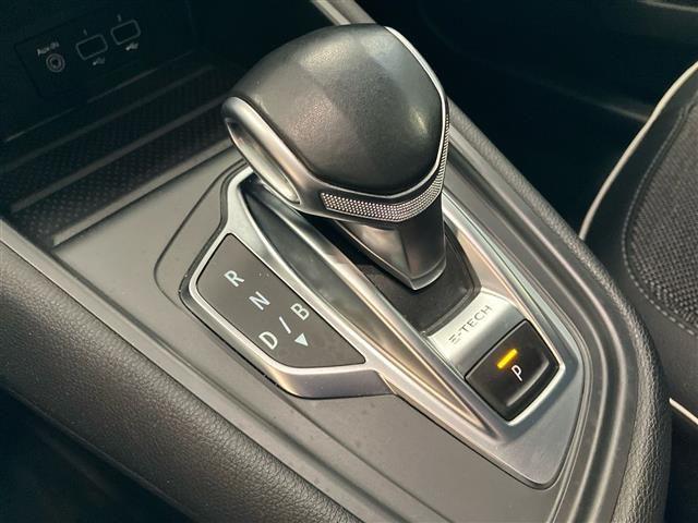 RENAULT Captur 1.6 E-TECH Plug-in Hybrid 160cv Intens Auto