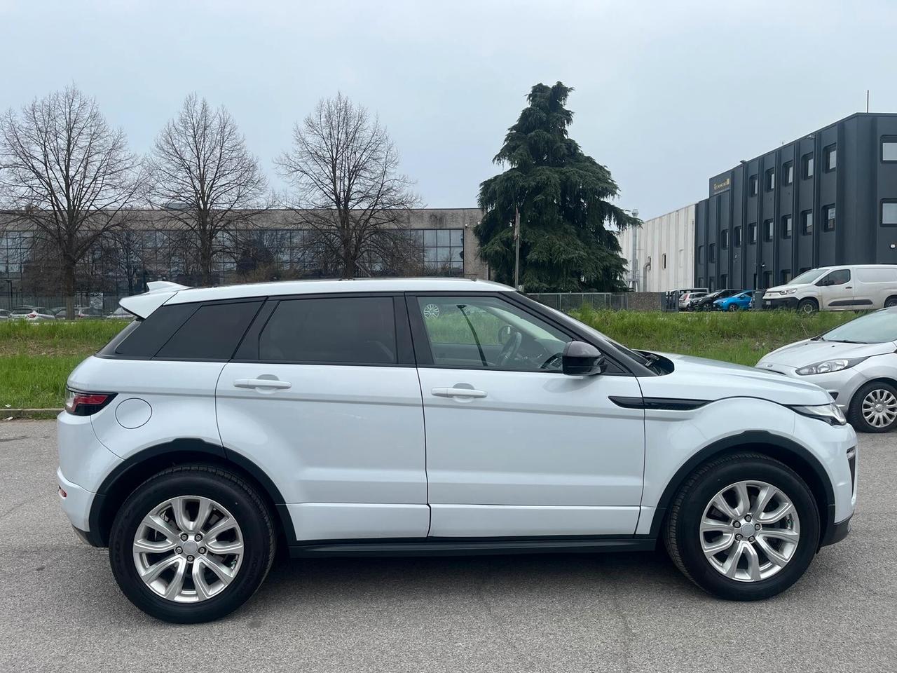 Land Rover Range Evoque 2.0 TD4 180 CV 5p. Business Edition SE